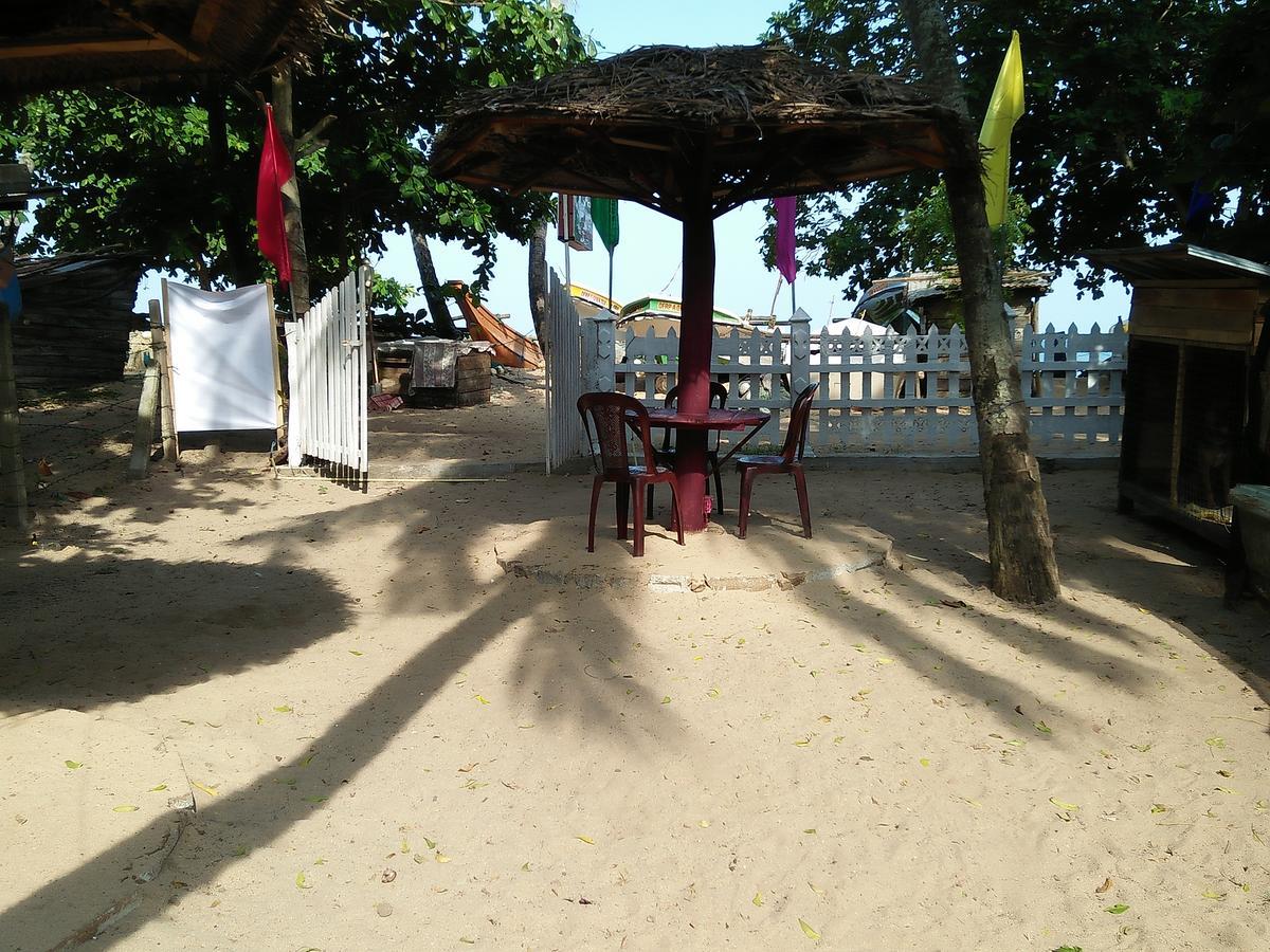 Parei Beach Inn タンガラ エクステリア 写真